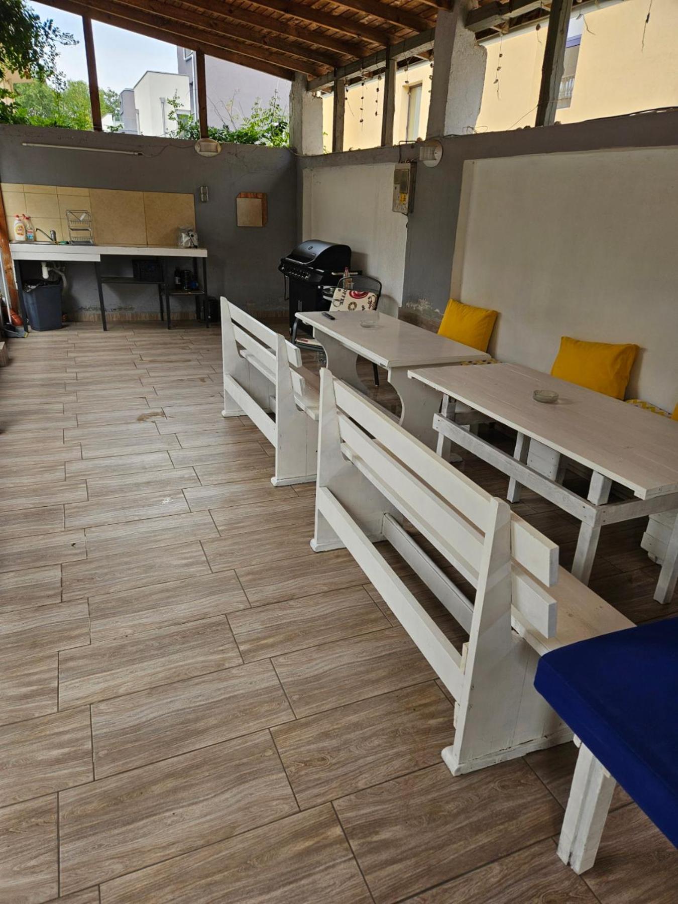 Guest House Petrovi Ravda Luaran gambar