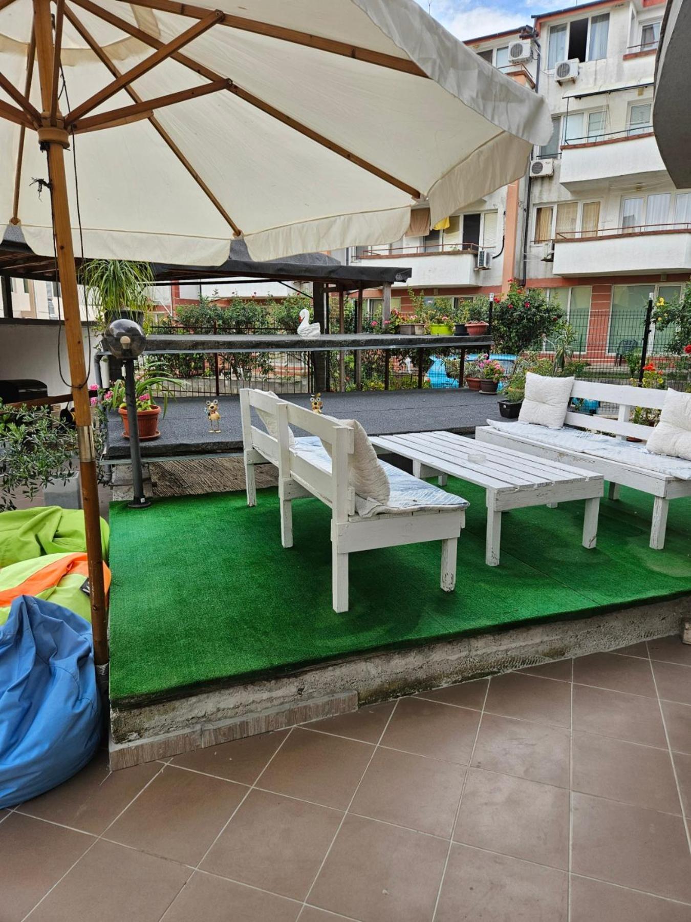 Guest House Petrovi Ravda Luaran gambar